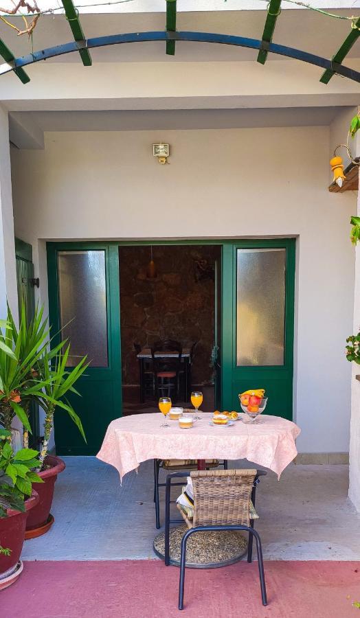 קרלובג Apartments Marija מראה חיצוני תמונה
