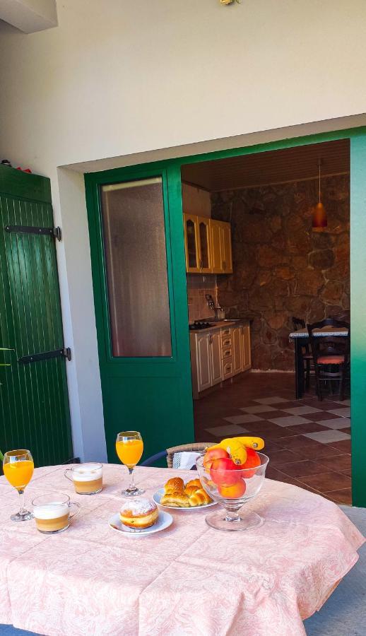 קרלובג Apartments Marija מראה חיצוני תמונה