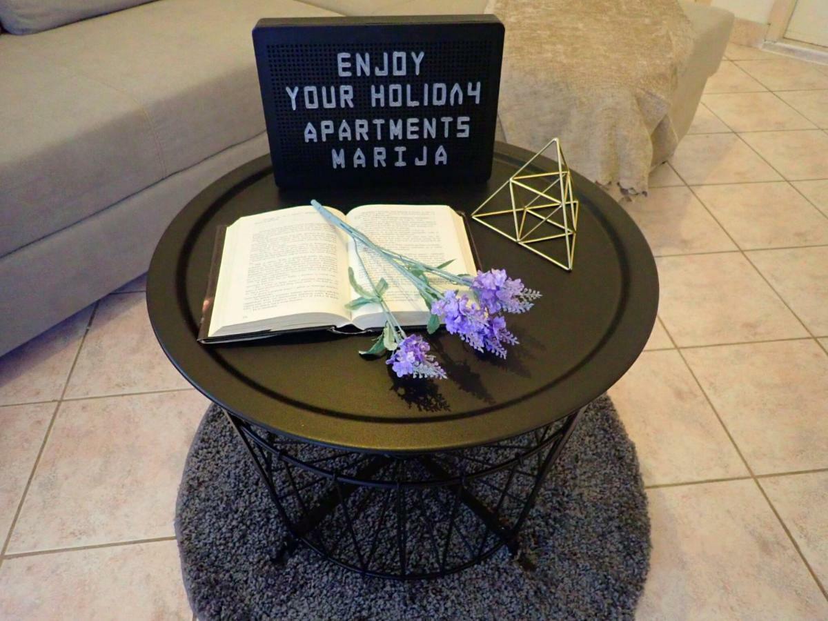 קרלובג Apartments Marija מראה חיצוני תמונה