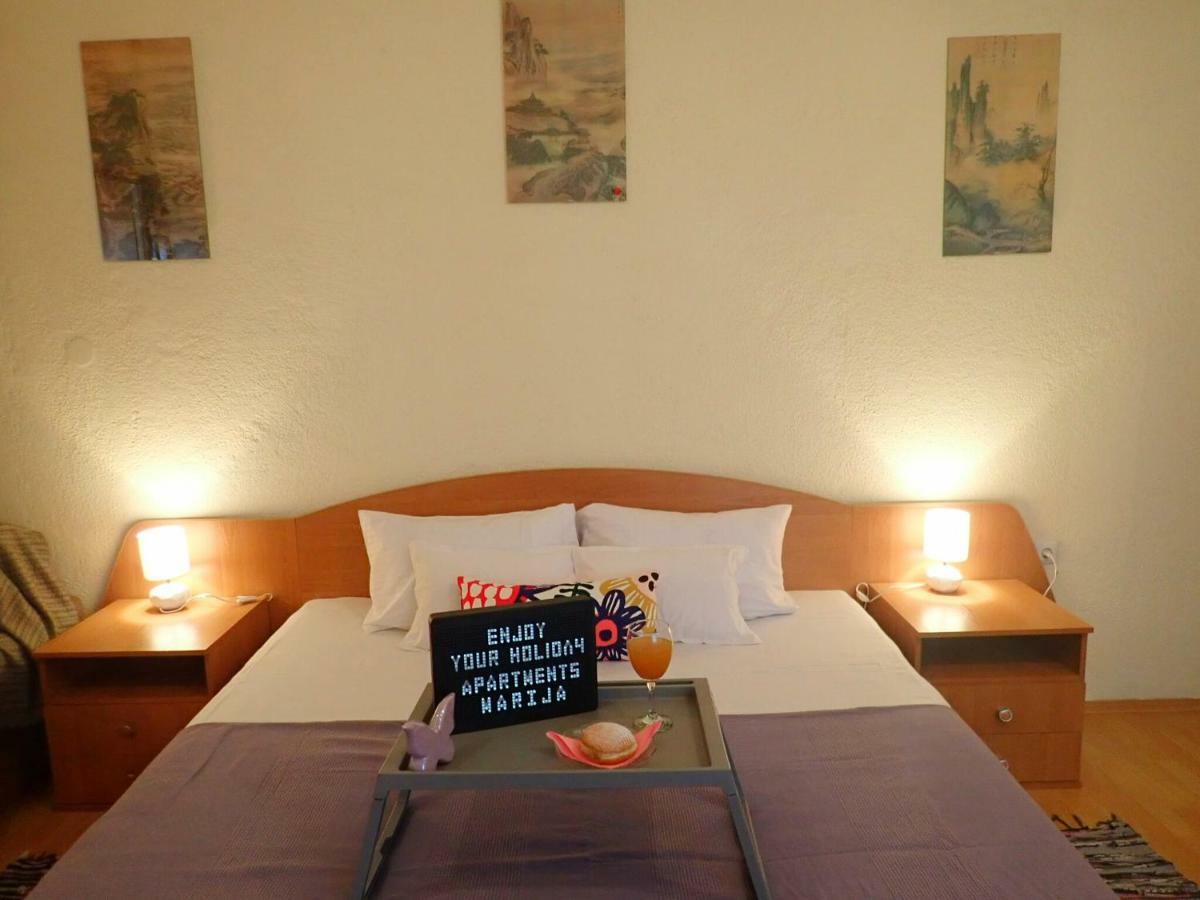 קרלובג Apartments Marija מראה חיצוני תמונה