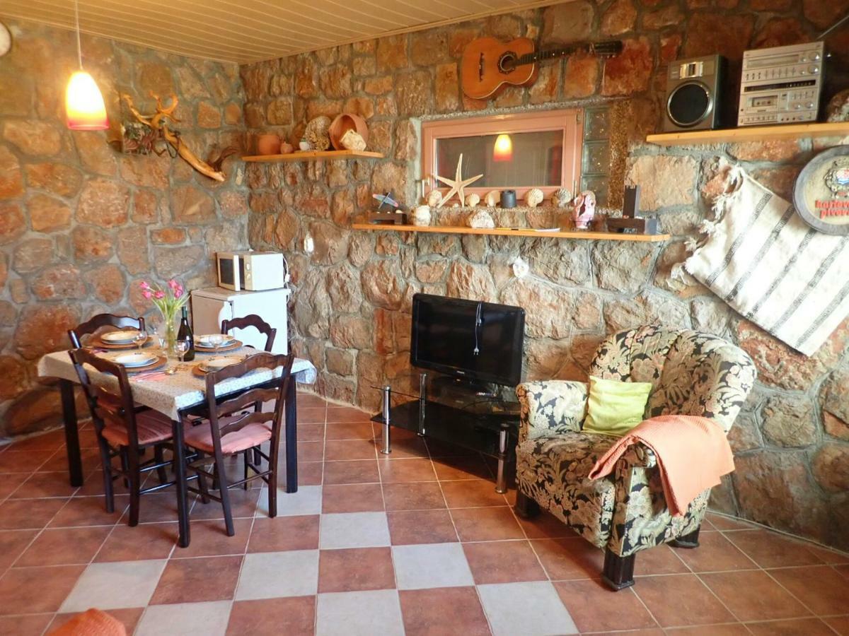 קרלובג Apartments Marija מראה חיצוני תמונה