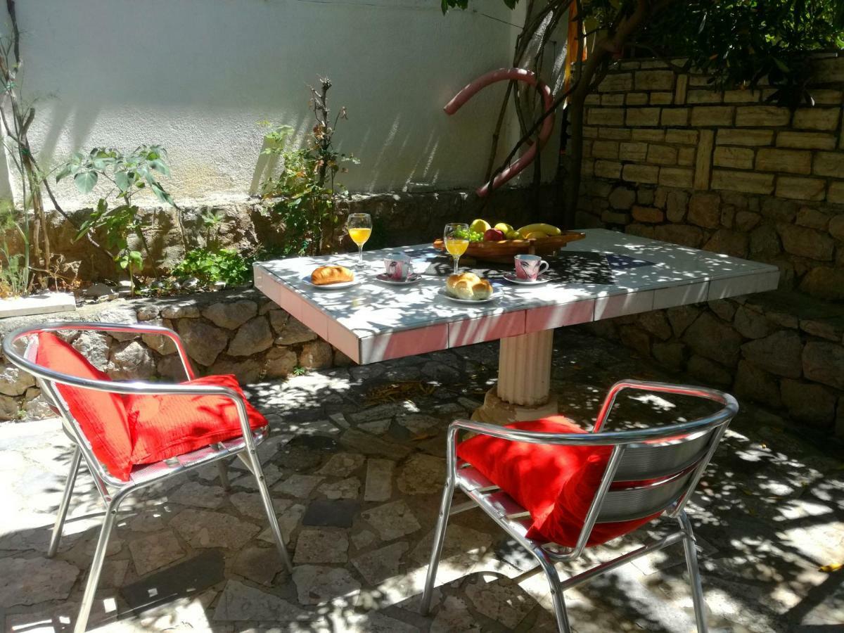 קרלובג Apartments Marija מראה חיצוני תמונה